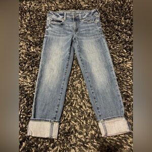 American Eagle Outfitters Light Blue Denim Capris
